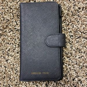 Michael Kors IPhone 6,7,8 plus Wallet Case